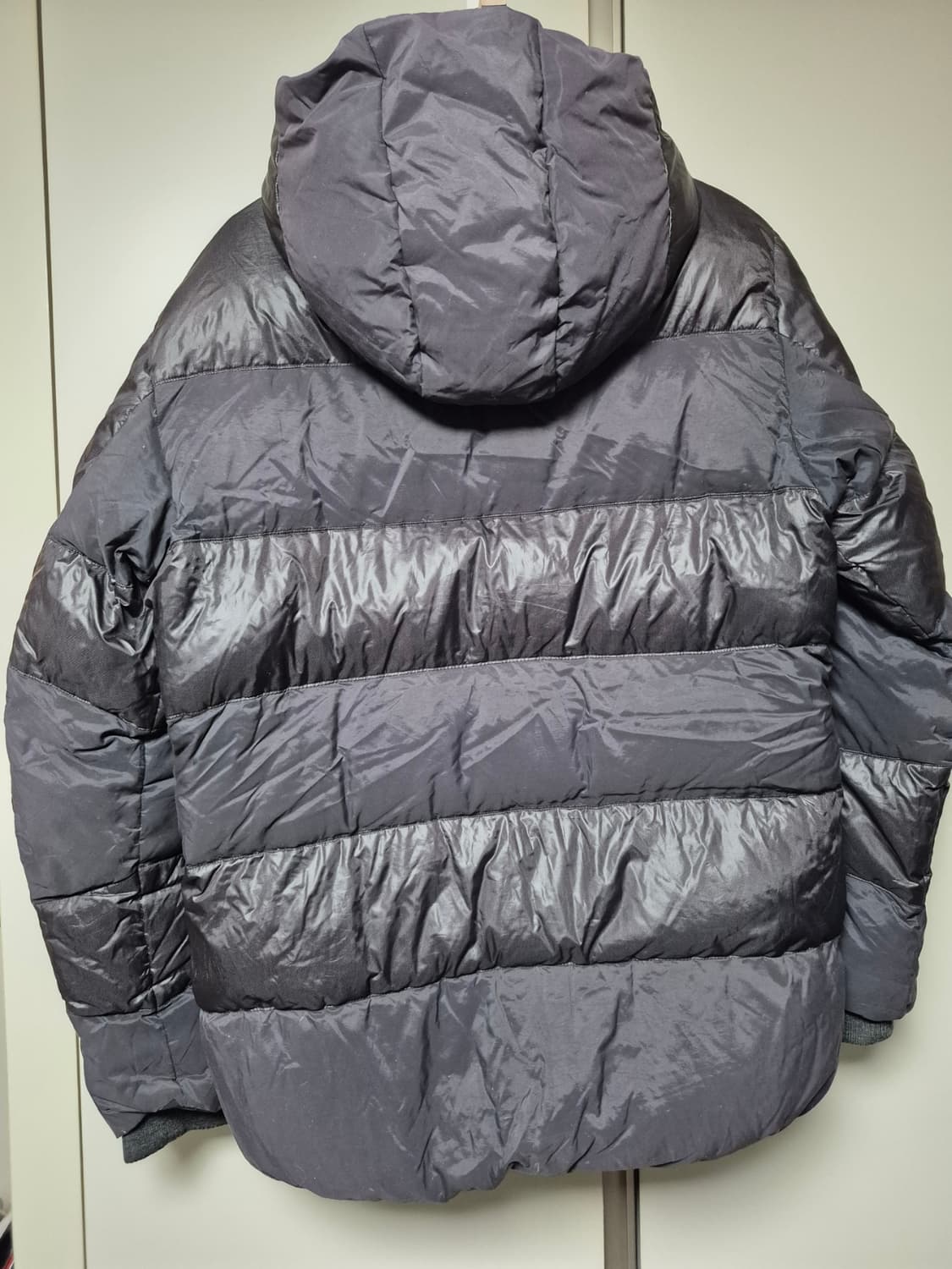 블랙야크 구스패딩 100사이즈 판매합니다  상품이미지3