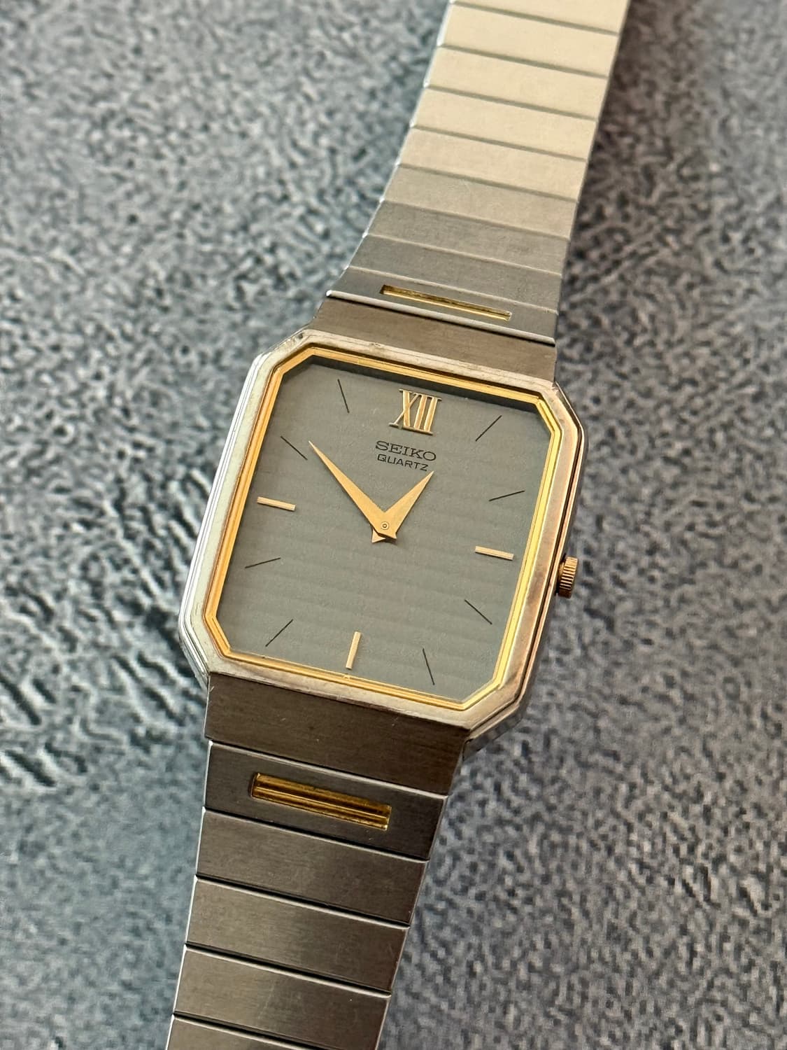 세이코 Seiko 레트로 실버 스퀘어 쿼츠 상품이미지1