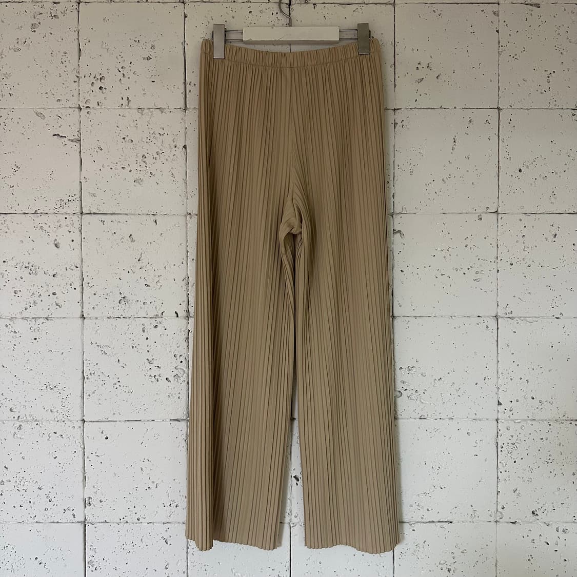 우먼M 유니클로 플리츠 팬츠 새상품 상품이미지3