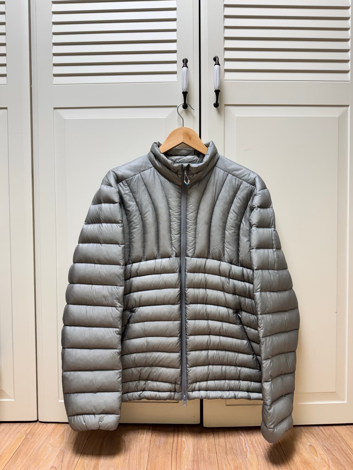 제로그램 라모나120 구스 제로라이트 스탠 자켓 라이트 그레이 L 상품이미지8