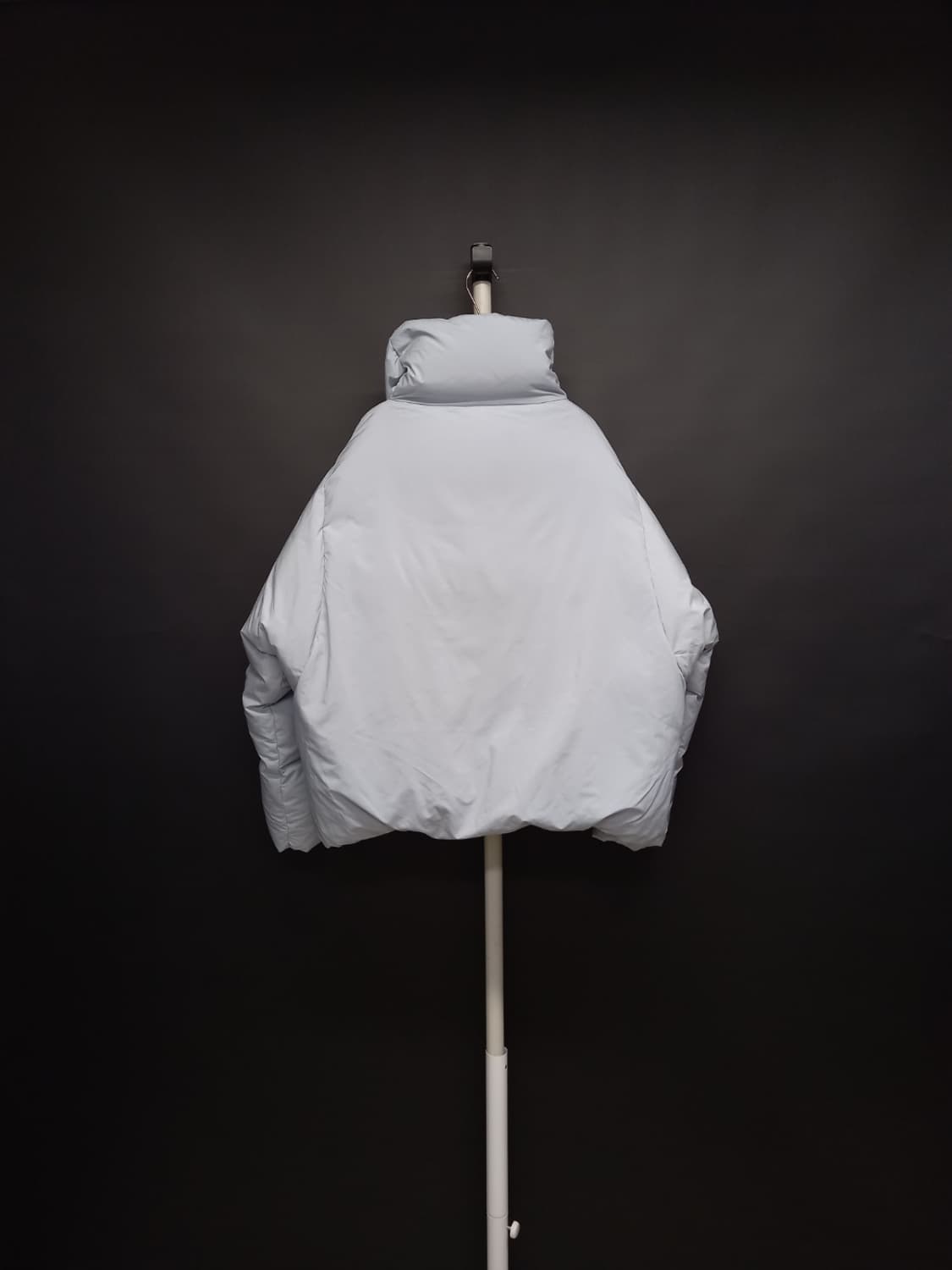 레어뷰 RAREWIEW 덕다운 루즈박시핏 패딩 77.66 상품이미지4