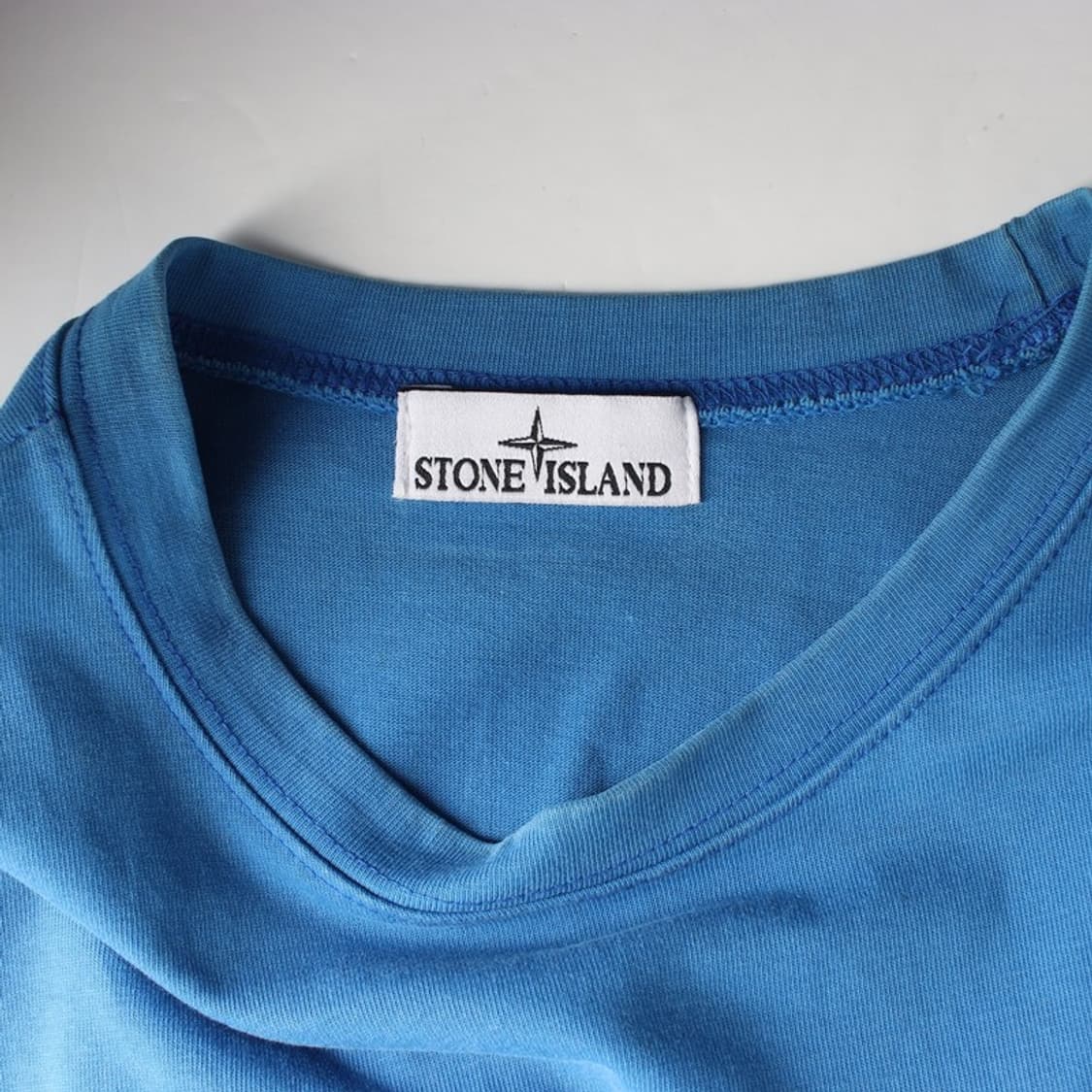 스톤아일랜드 로고 와펜 패치 반팔 티셔츠 블루 105 상품이미지5