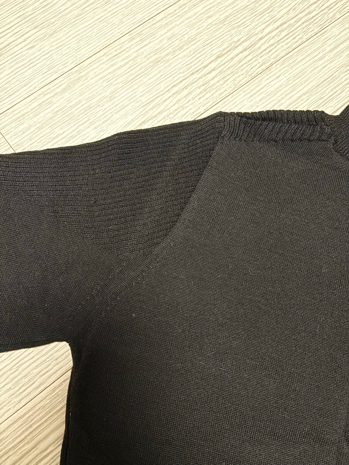미스치프 터틀넥 블랙 상품이미지6