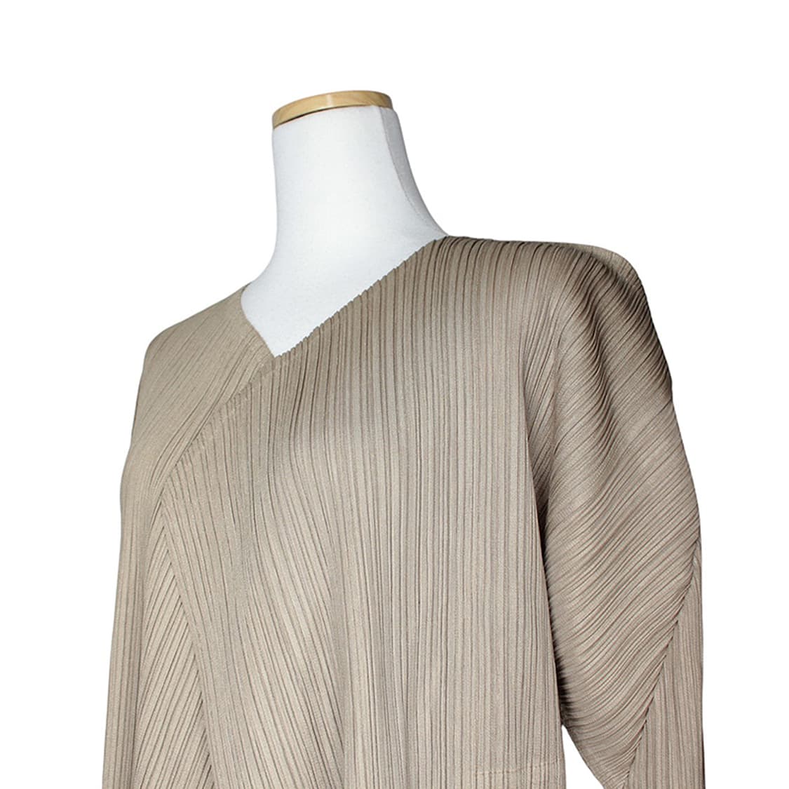 이세이 플리츠플리즈 카키 주름 오픈형 가오리 가디건 4 상품이미지4