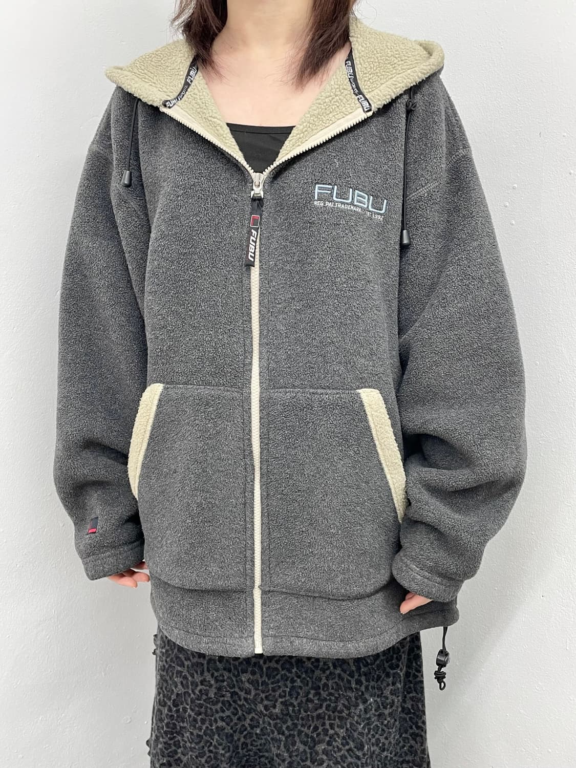 푸부 그레이 플리스 헤비 자켓  상품이미지3