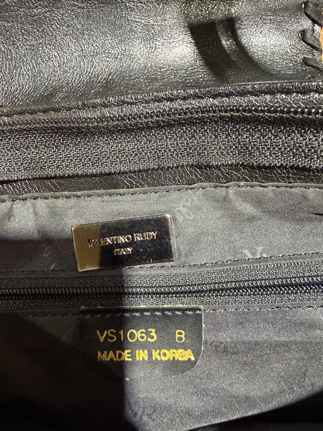 발렌티노 루디 레더 숄더백 상품이미지9