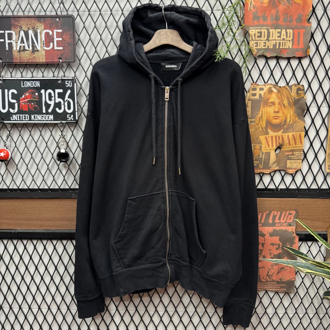 2019S/S 디젤 후드 집업 후면 스타 빅로고 포인트 블랙 상품이미지2