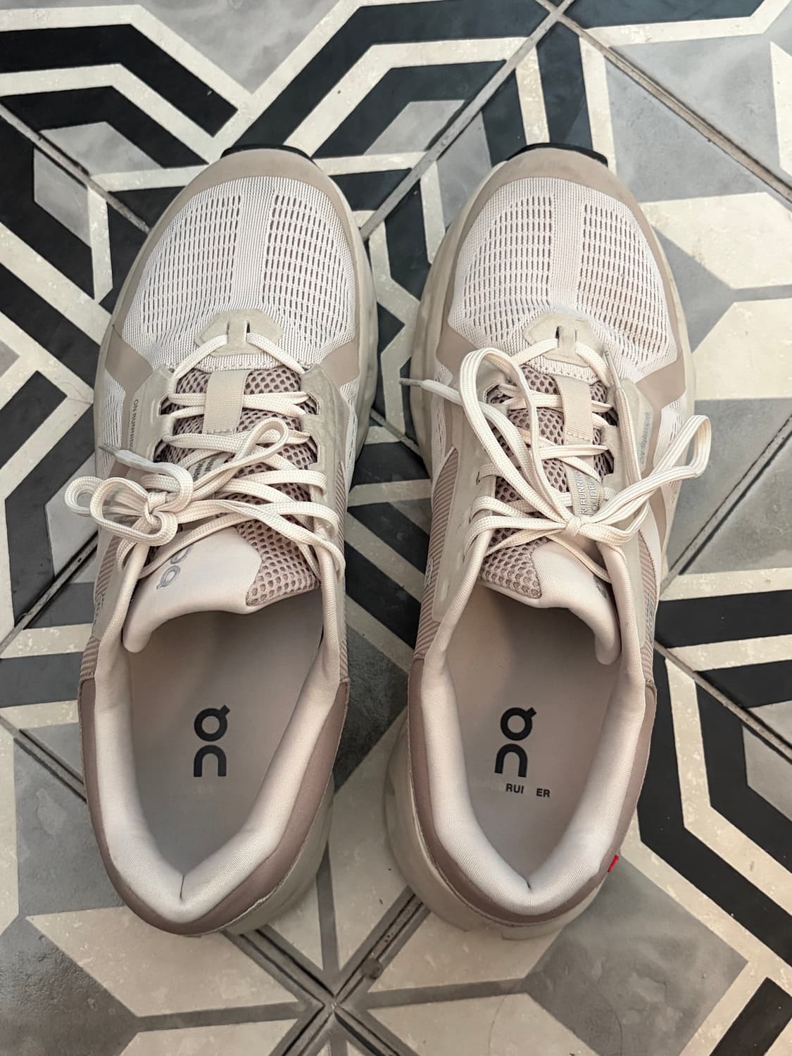 클라우드러너2 데저트 290 판매 상품이미지1