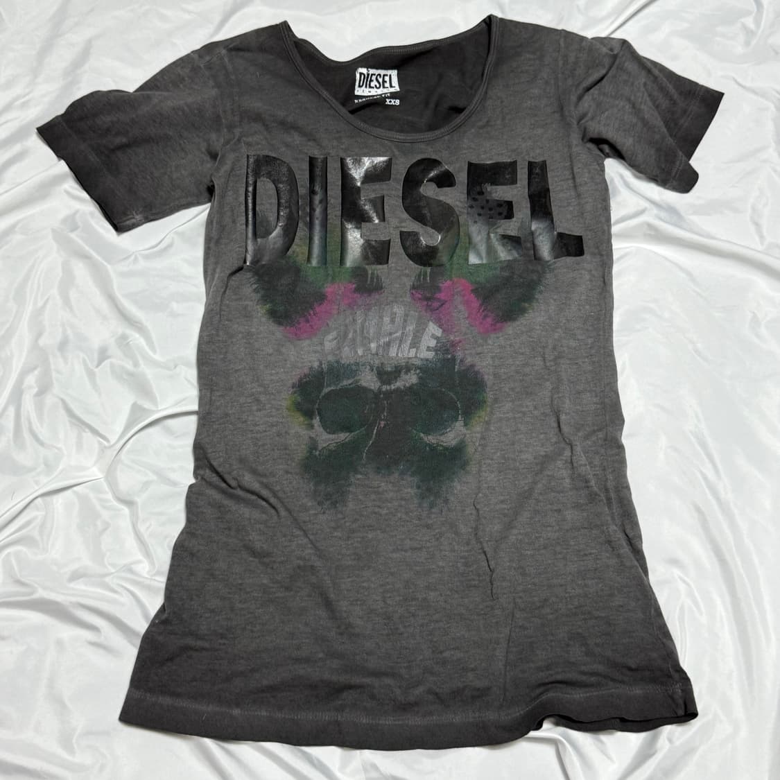 DISEL y2k 워싱 로고 프린트 티셔츠 상품이미지2