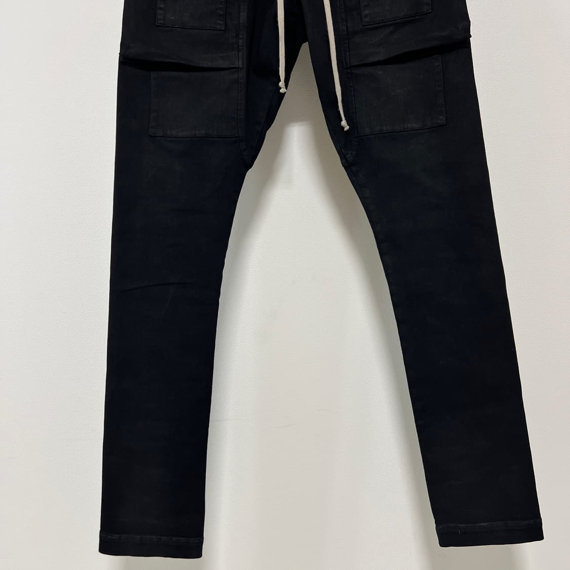 릭오웬스 23FW 다크쉐도우 태권도 카고 팬츠 블랙 SBB 상품이미지4