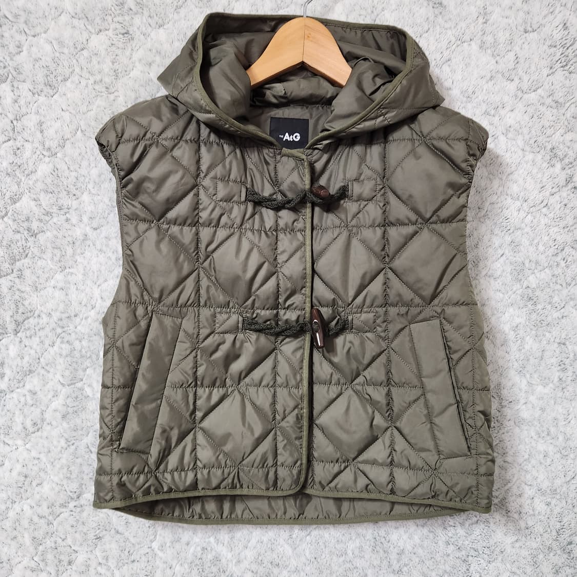 H987 [55] AtG 더엣지 퀼팅 후드 조끼 상품이미지1