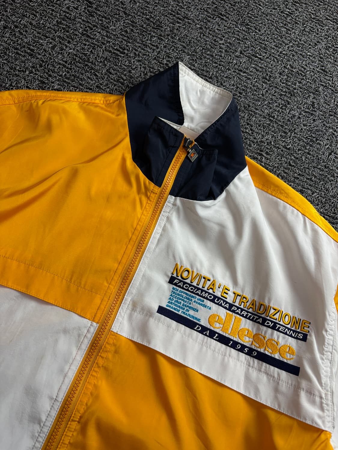 엘레쎄 올드스쿨 배색 바람막이 자켓 3579 상품이미지3