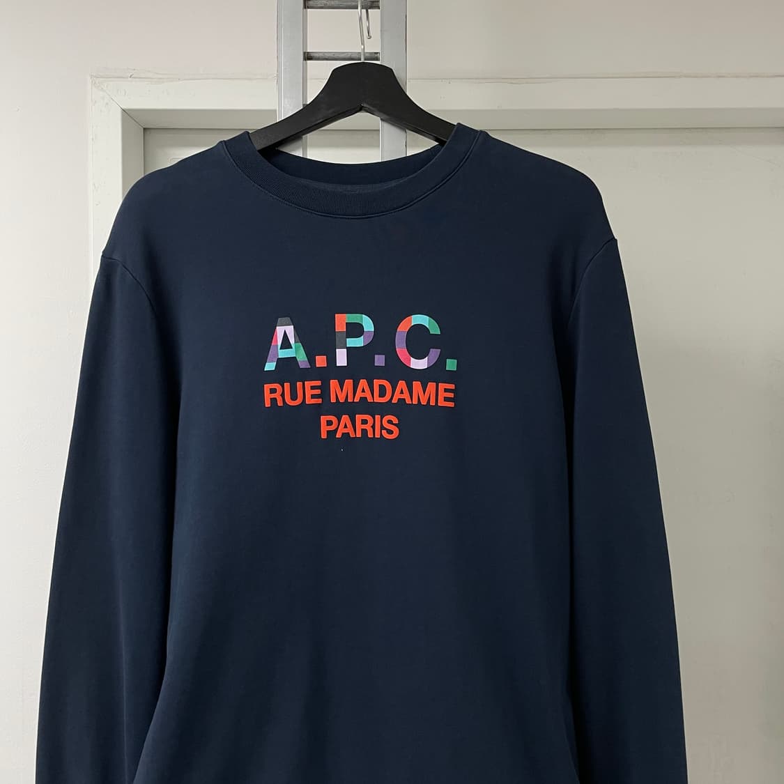 APC 아페쎄 네이비 맨투맨 XL 상품이미지2