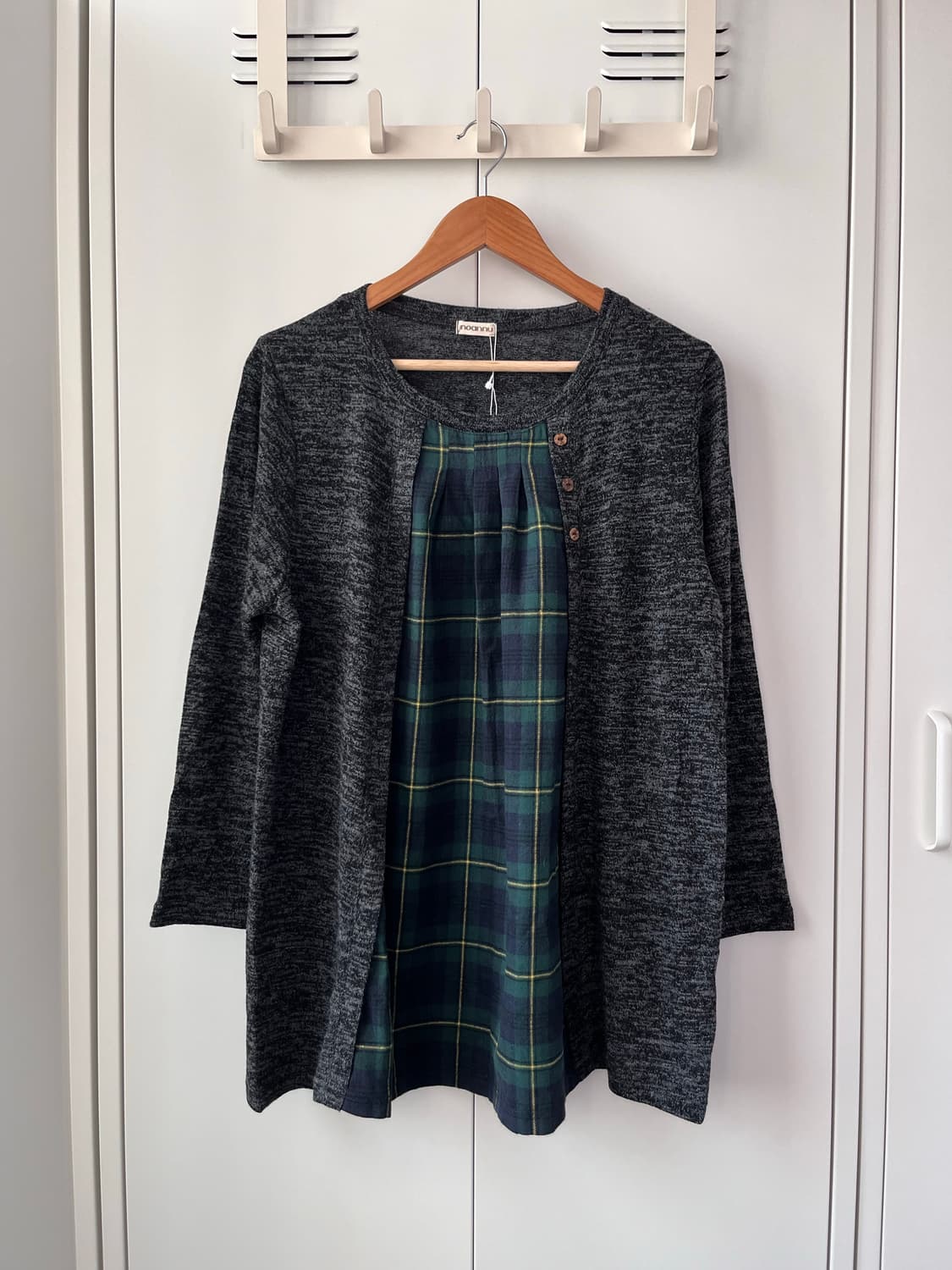 Noannu 체크 우드단추 바선생 레이어드 니트 상품이미지4