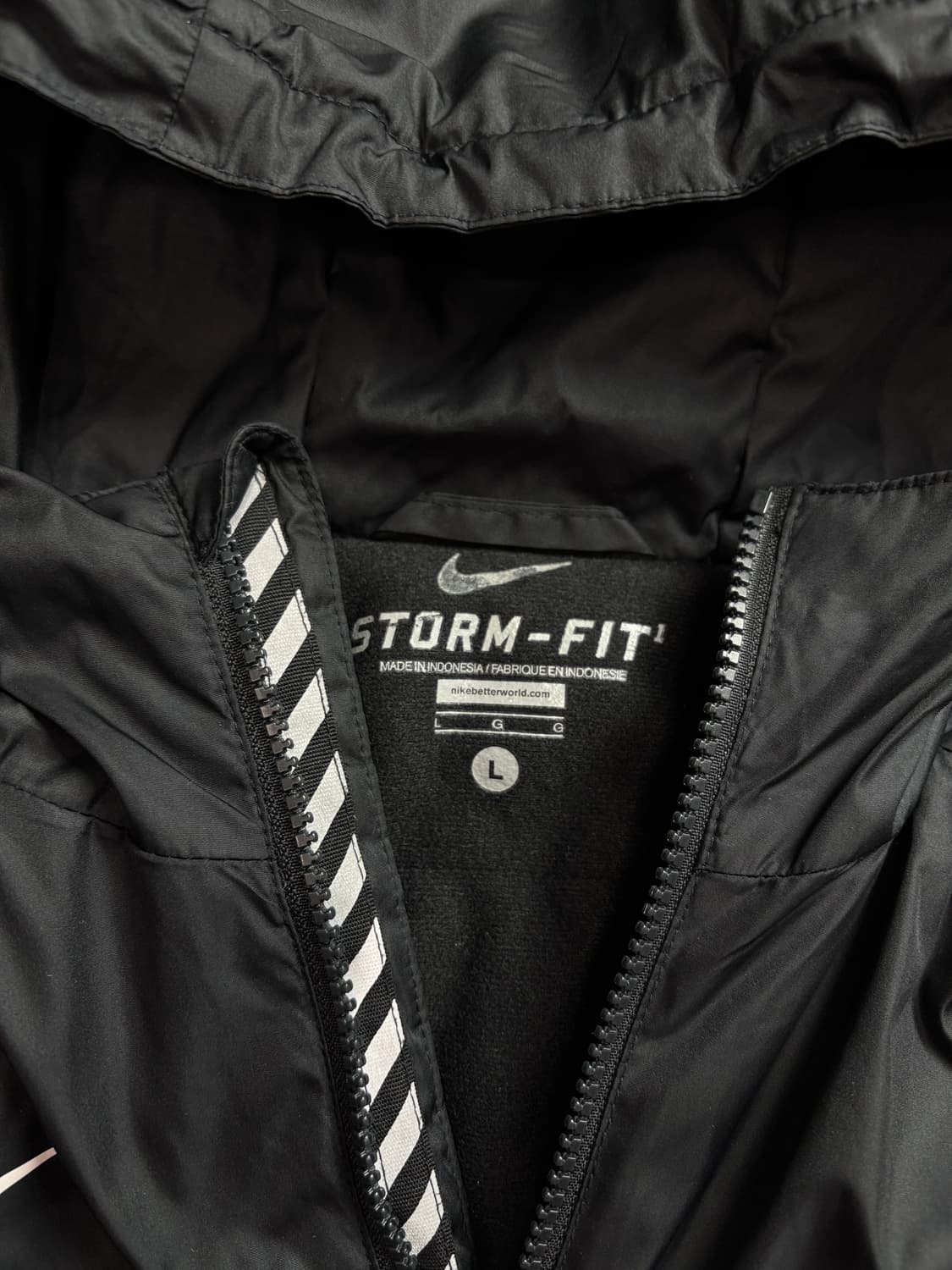 나이키 스톰핏 스우시 블랙 기모 바람막이 1692 상품이미지4