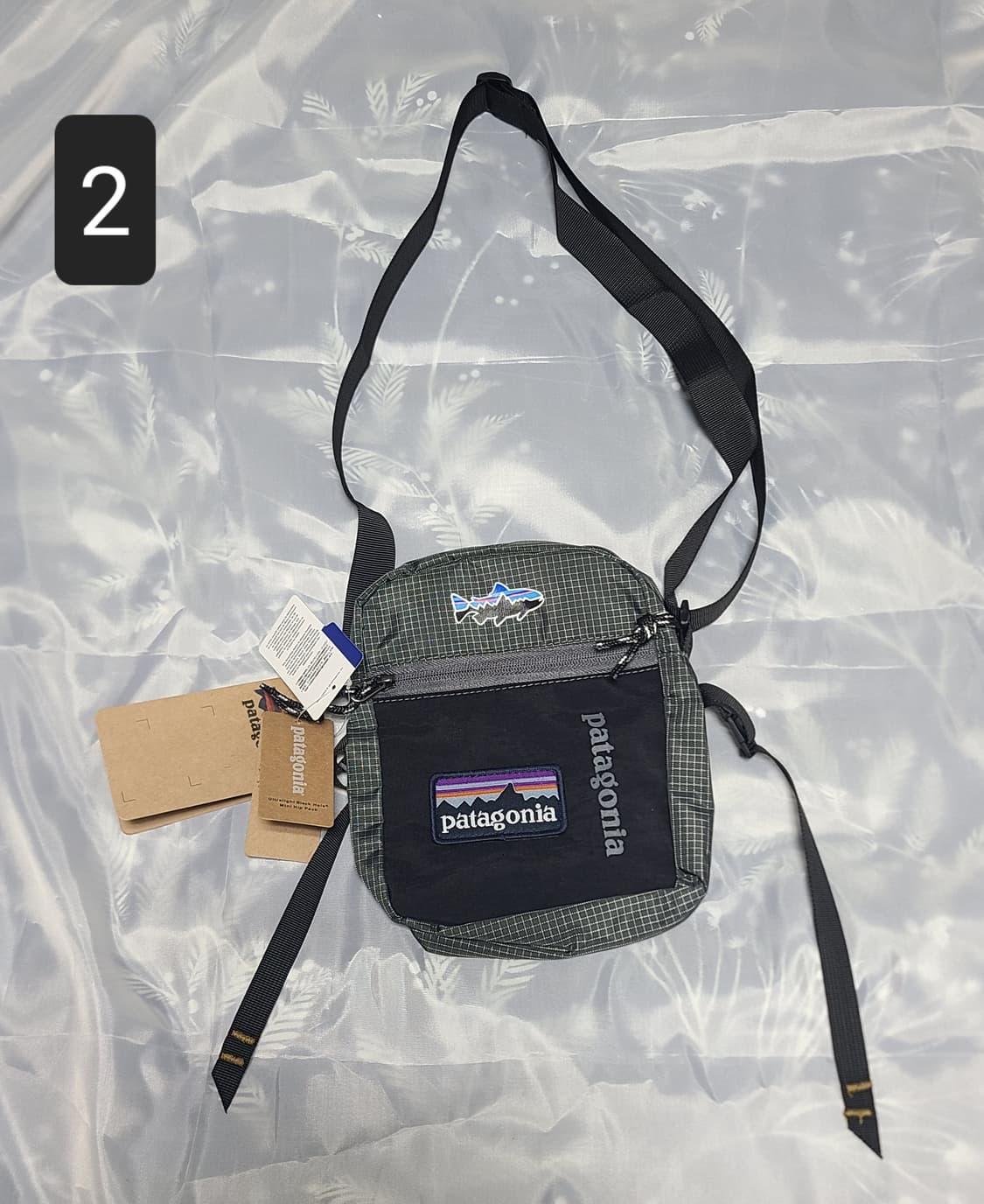 [새상품] 파타고니아 미니 크로스백/ 3가지 색상 상품이미지4