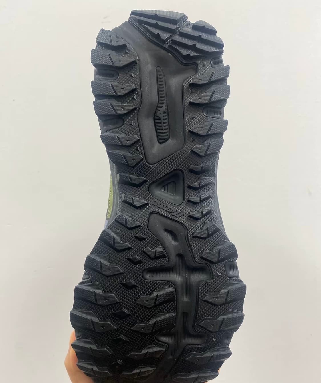 미즈노 레이서 트레일 SE 카키 운동화 상품이미지4