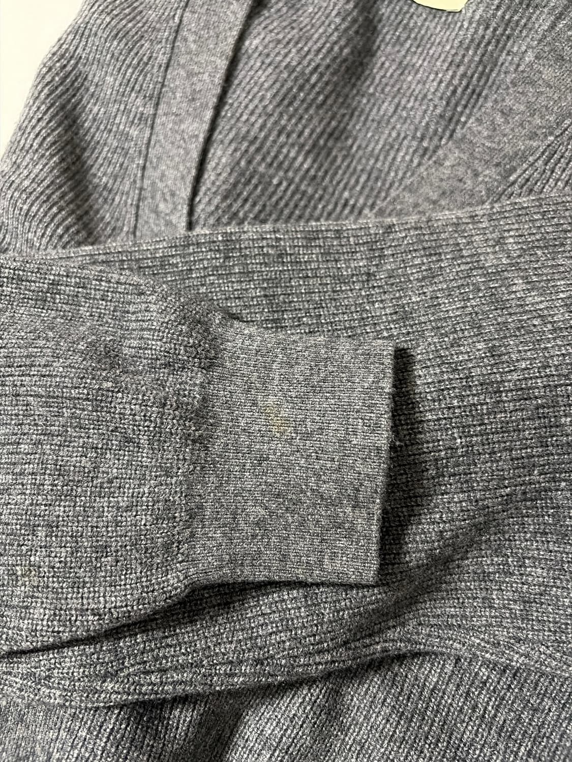 포터리 컴포트 가디건 차콜 3 상품이미지3