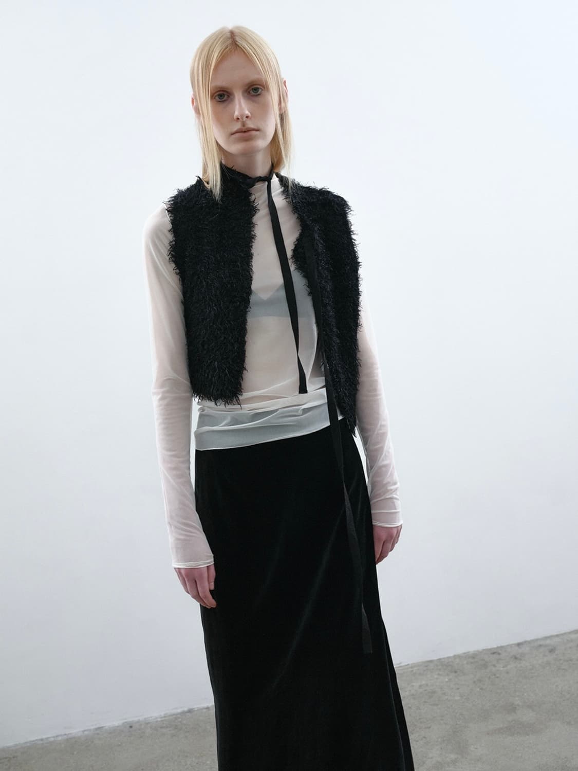 낫띵에브리띵 퍼베스트 (BACK STRAP KNIT TOP) 상품이미지3