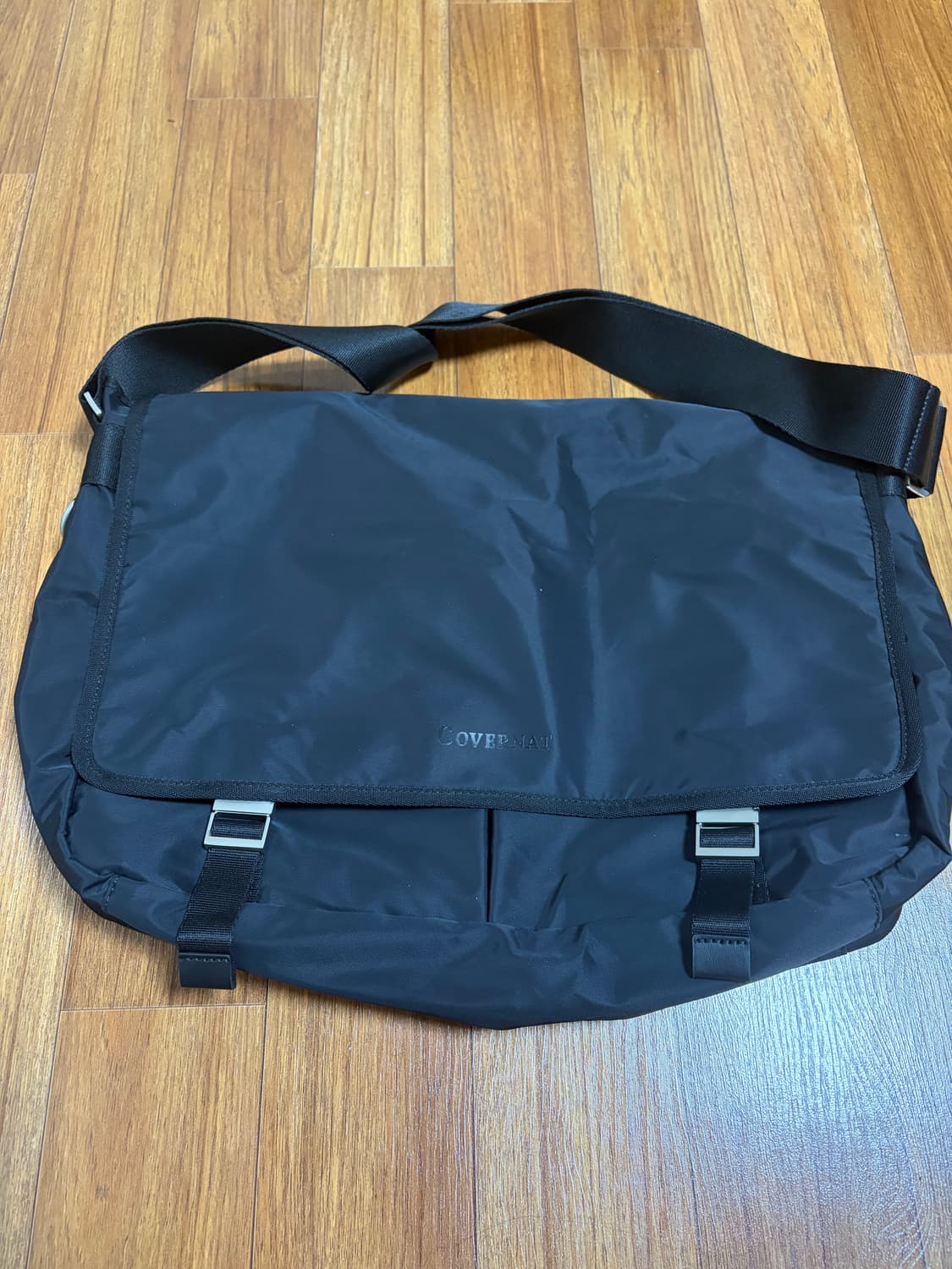 커버낫 컨템포 메신저백 블랙 상품이미지2