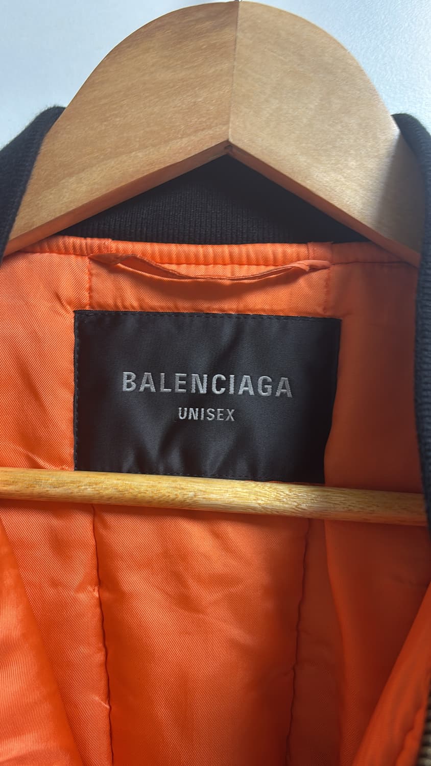 balenciaga ss23 runway shrunk bomber 상품이미지7