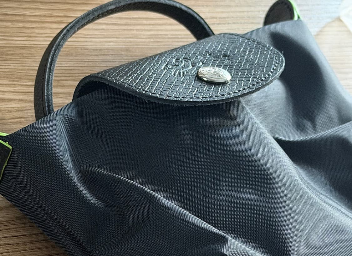 롱샴 르 플리아쥬 그린 핸들 파우치 블랙 상품이미지2