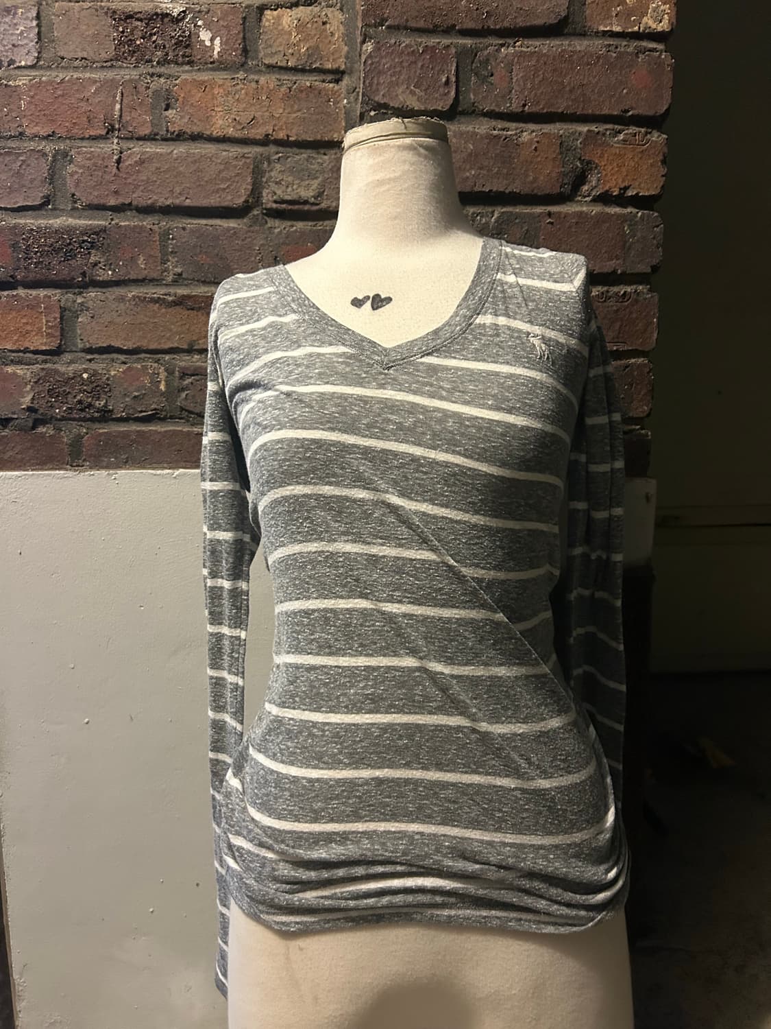 2000s VTG 아베크롬비 그레이 스트라이프 브이넥 롱슬리브 상품이미지3