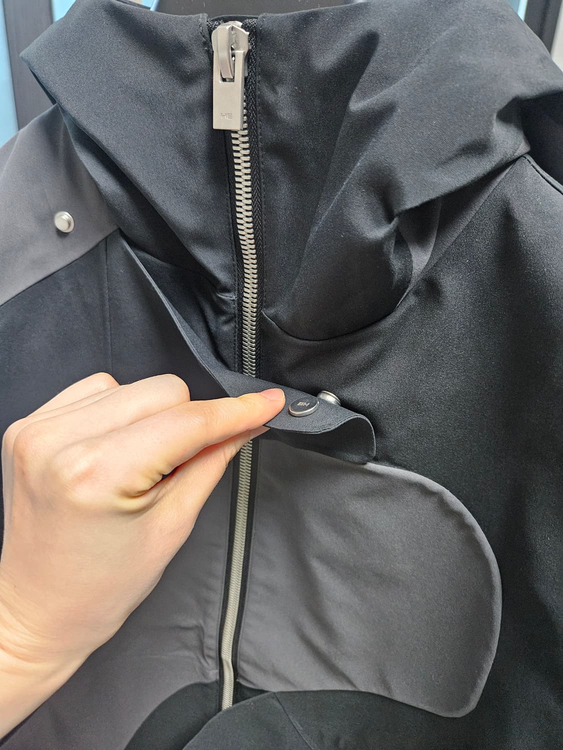 엘리엇에밀 테크니컬 자켓 M 세재품 상품이미지3