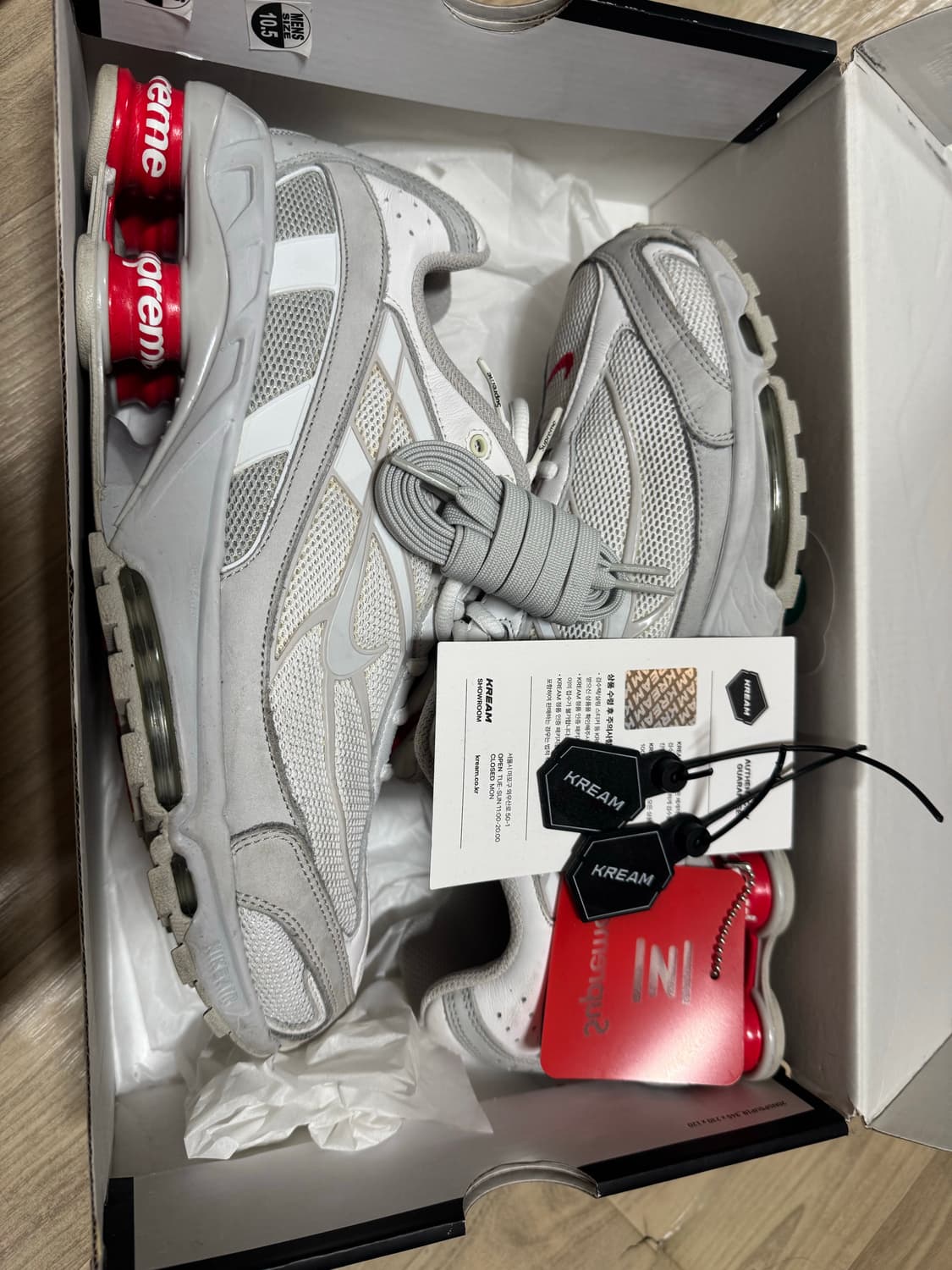 슈프림 나이키 샥스 285 상품이미지5