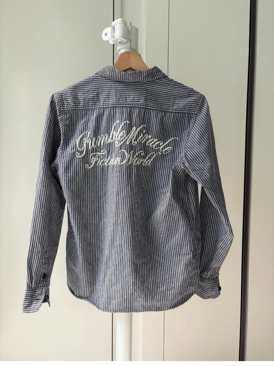 GRF Arch Logo Stripe Shirt 상품이미지2