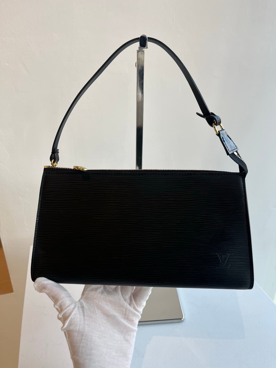 루이비통 에삐 포쉐트 악세수아 상품이미지1