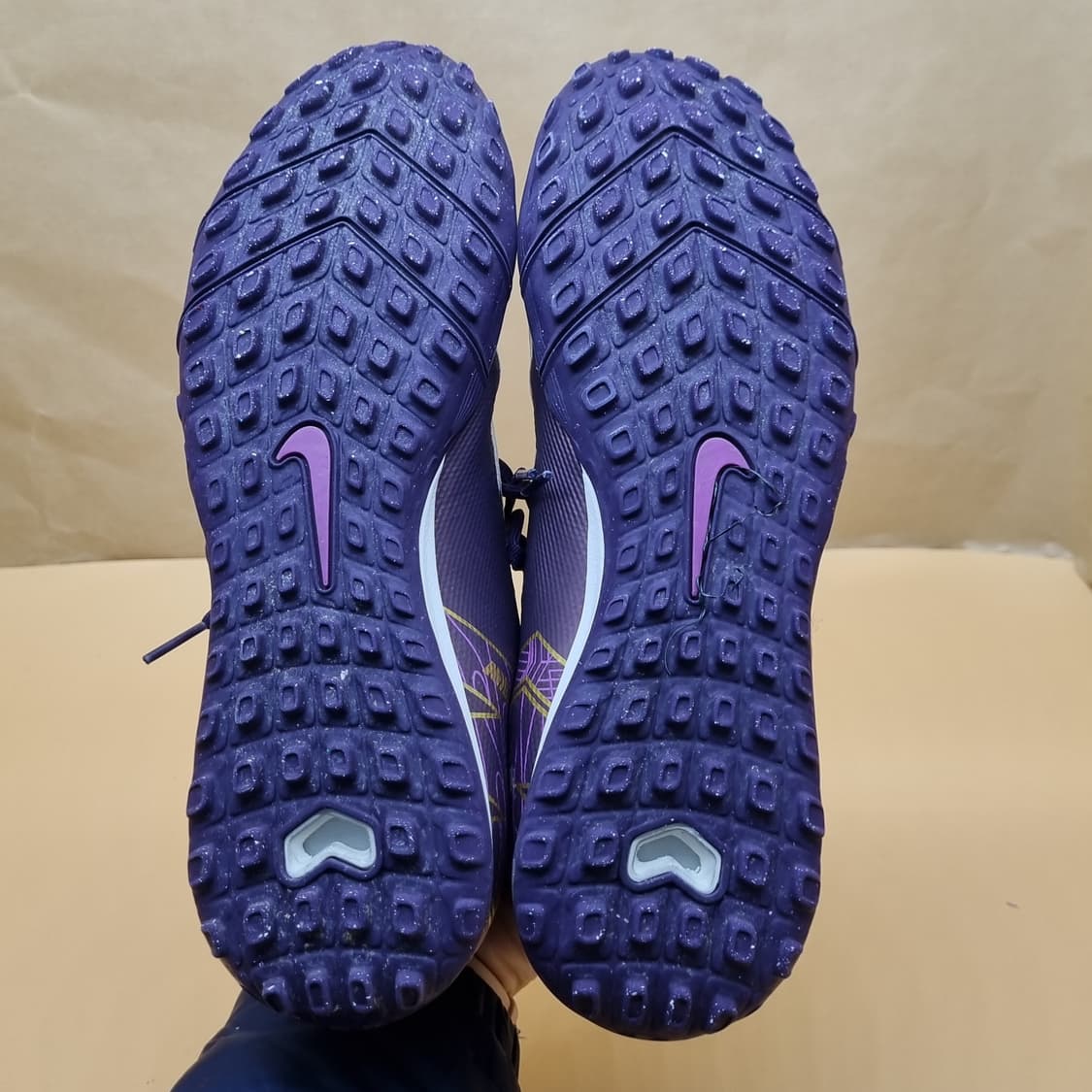 나이키 줌 머큐리얼 슈퍼플라이10 풋살화250 상품이미지3