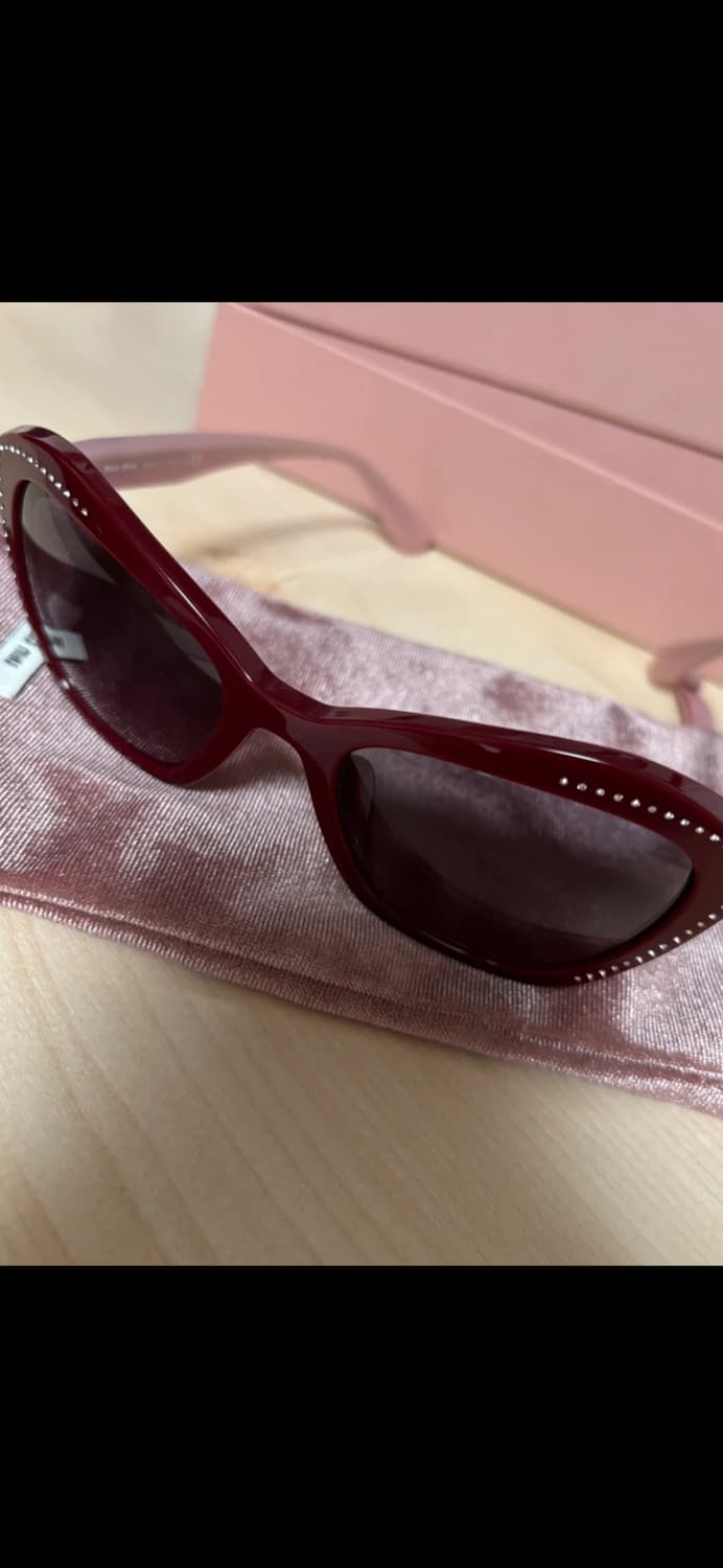 Miu Miu 라인스톤 로고 선글라스 아시아핏 상품이미지5
