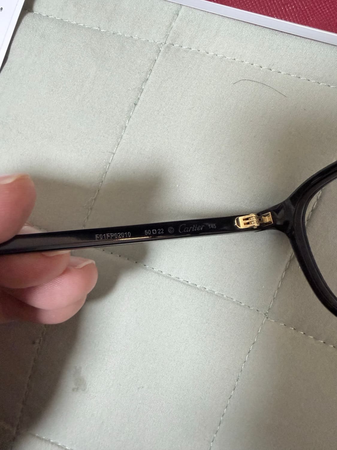 25년식 까르띠에 뿔테안경 상품이미지9