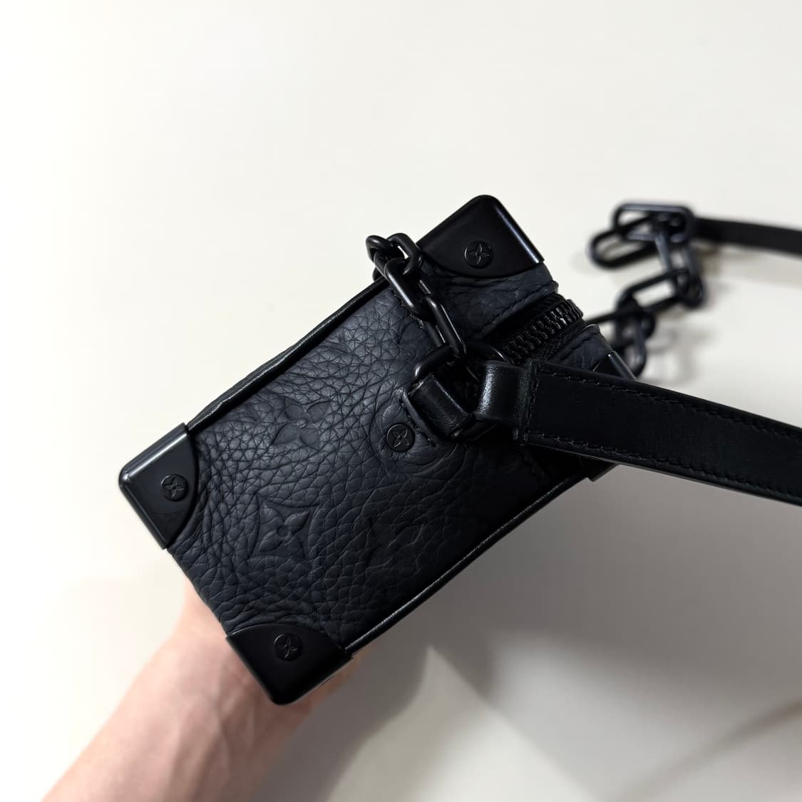 [정품/당일출고]루이비통 토뤼옹 소프트 트렁크 크로스백 상품이미지2