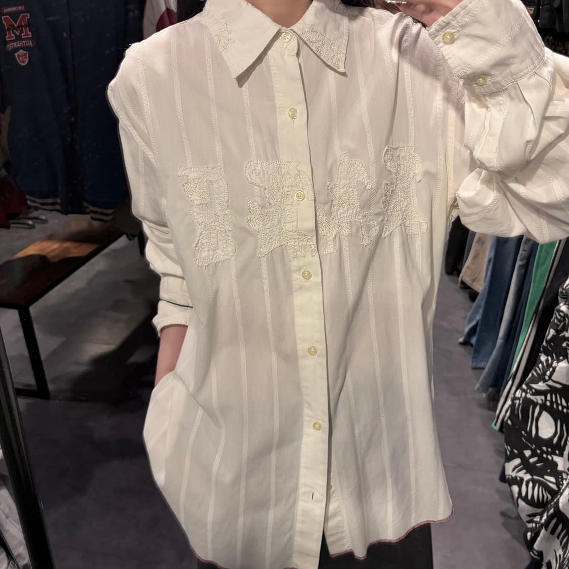 [IM] Vtg 아플리케 자수 셔츠 아이보리 상품이미지3