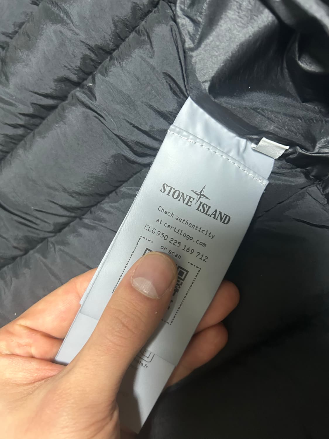 [새상품급] 24fw 스톤아일랜드 룸우븐 경량패딩 블랙 L 상품이미지7