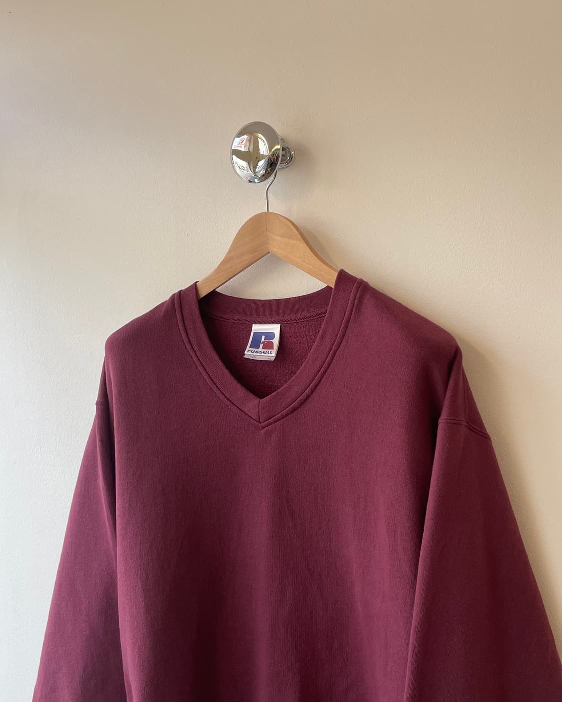 Russell v-neck plain sweatshirt 러셀 스웻셔츠 상품이미지5