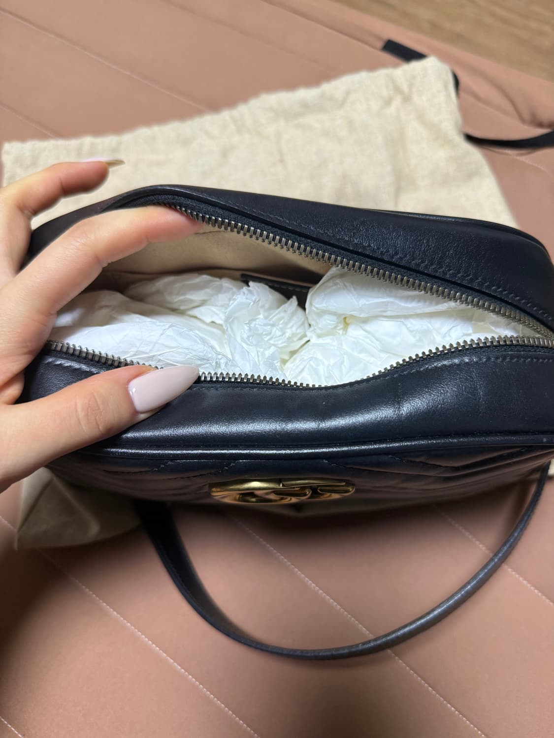 구찌 마몬트 마틀라세 크로스백 블랙  (정품 아닐시 100프로 환불) 상품이미지3