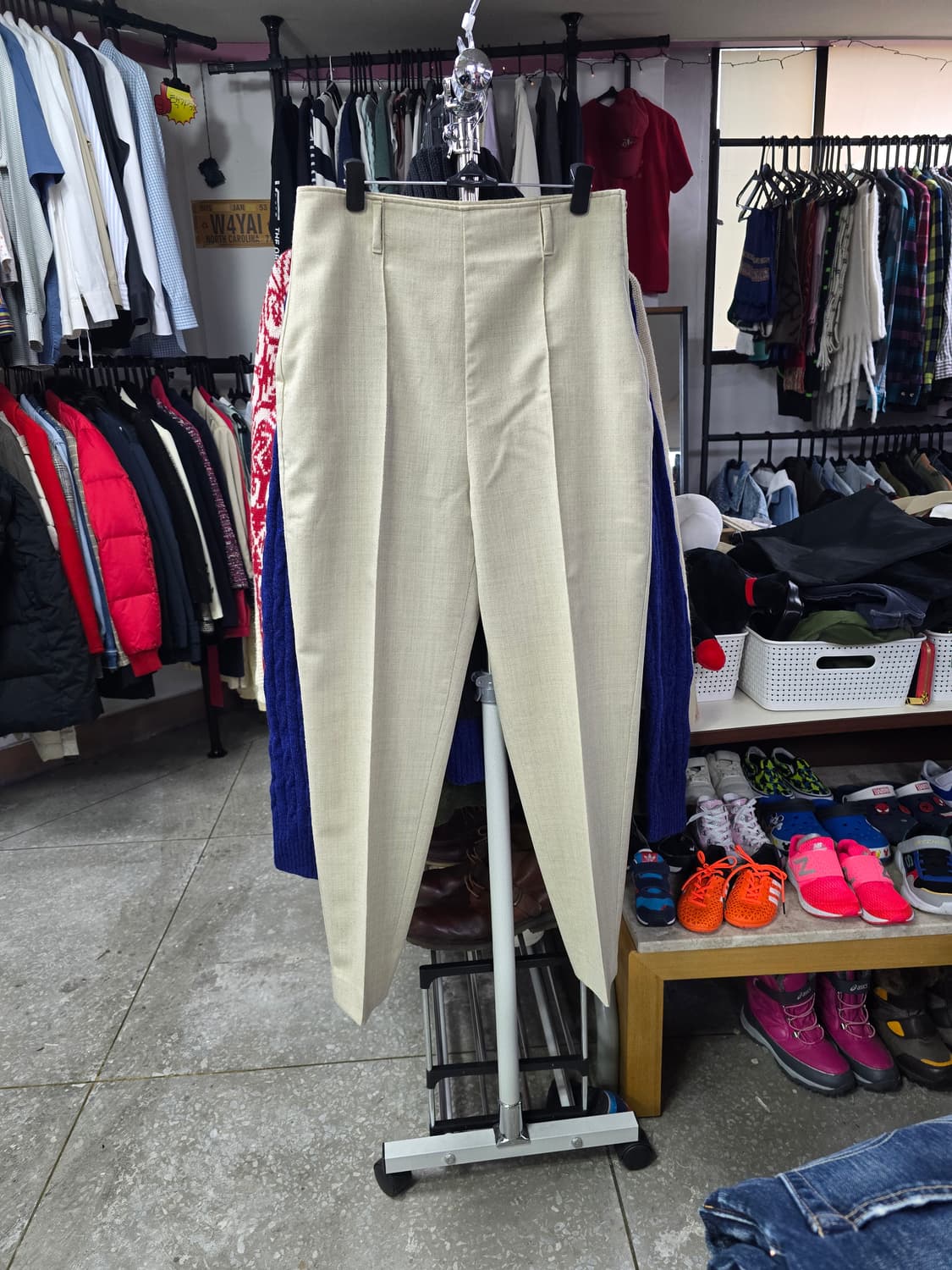 베네통 베이지색 핀턱 와이드 슬랙스 '93 (1358) 상품이미지1