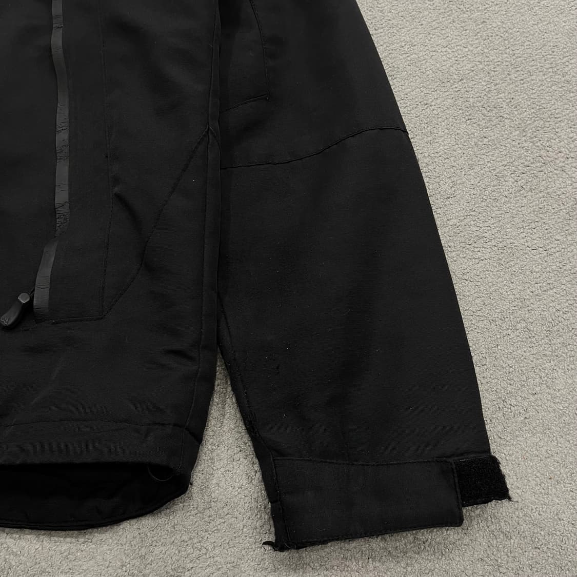 85 아디다스 여성 후드 바람막이 상품이미지3