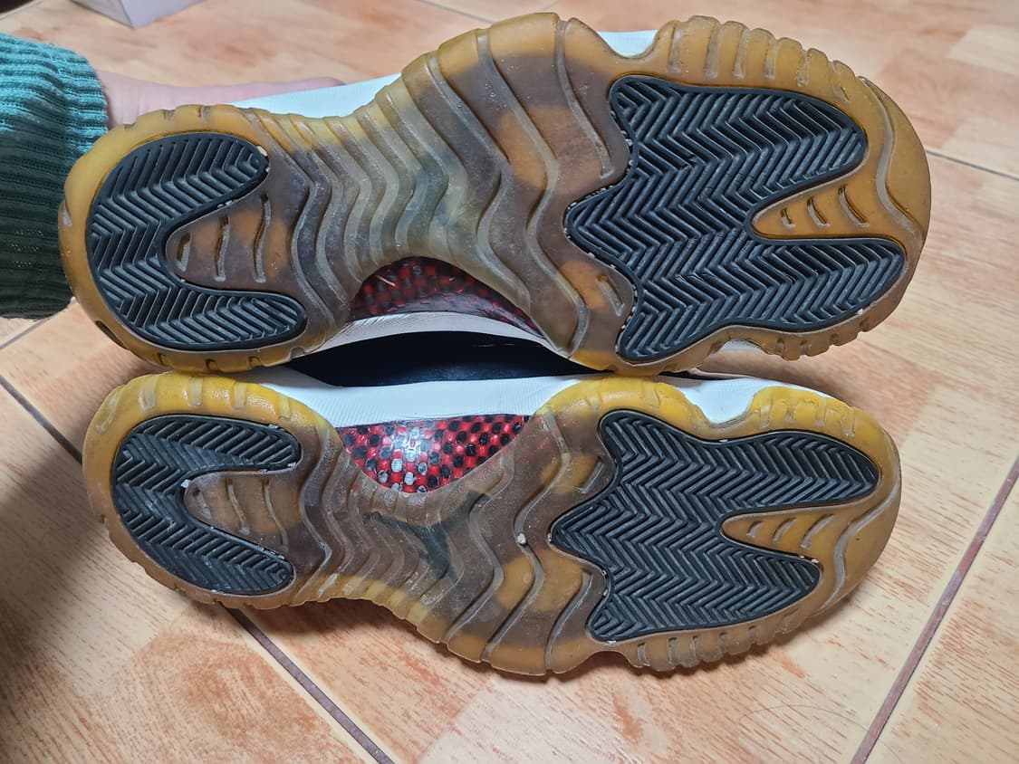 조던11 블랙짐레드 260 상품이미지8