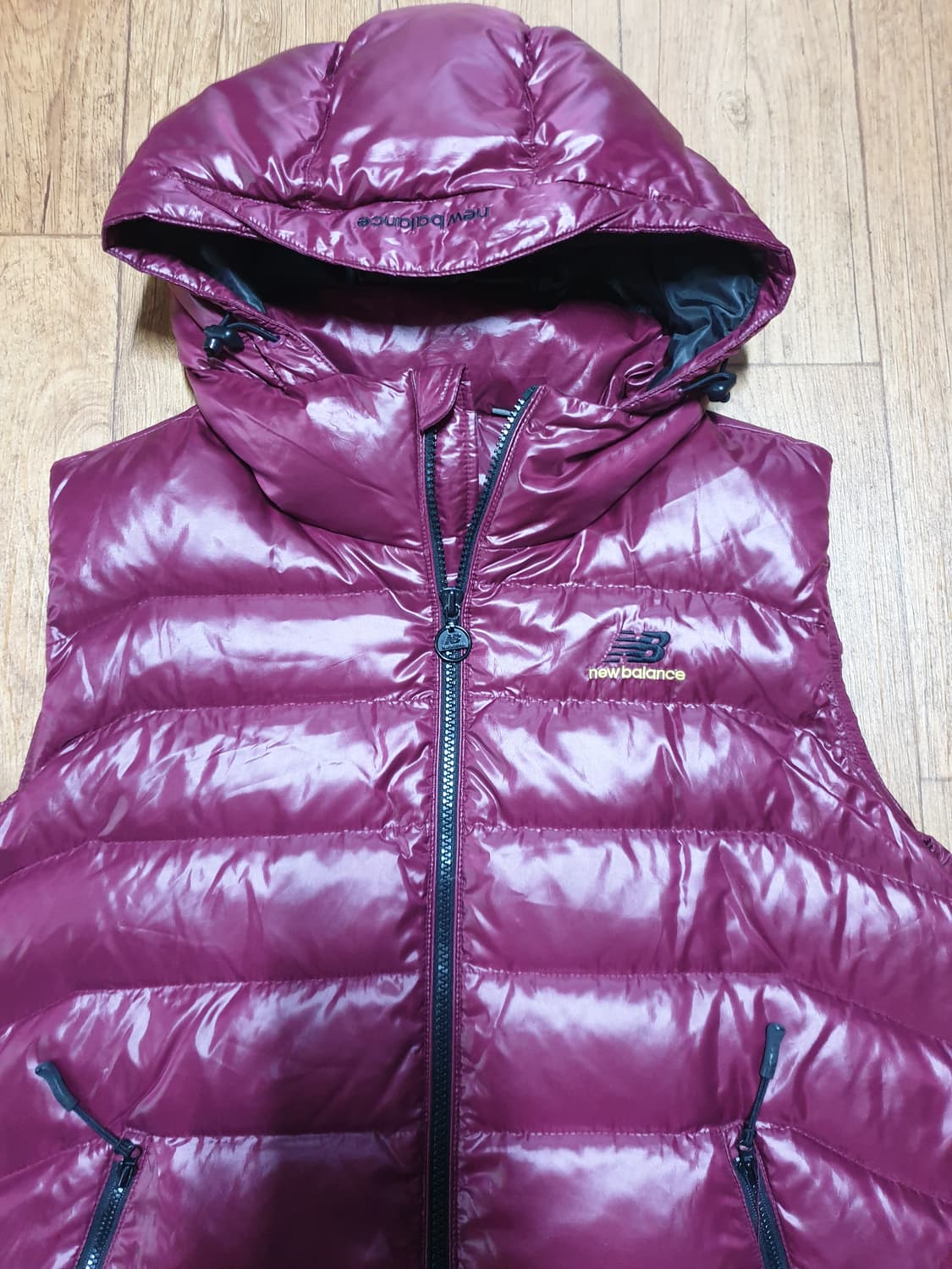 1196 뉴발란스 패딩 후드조끼 95 사이즈입니다 상품이미지4