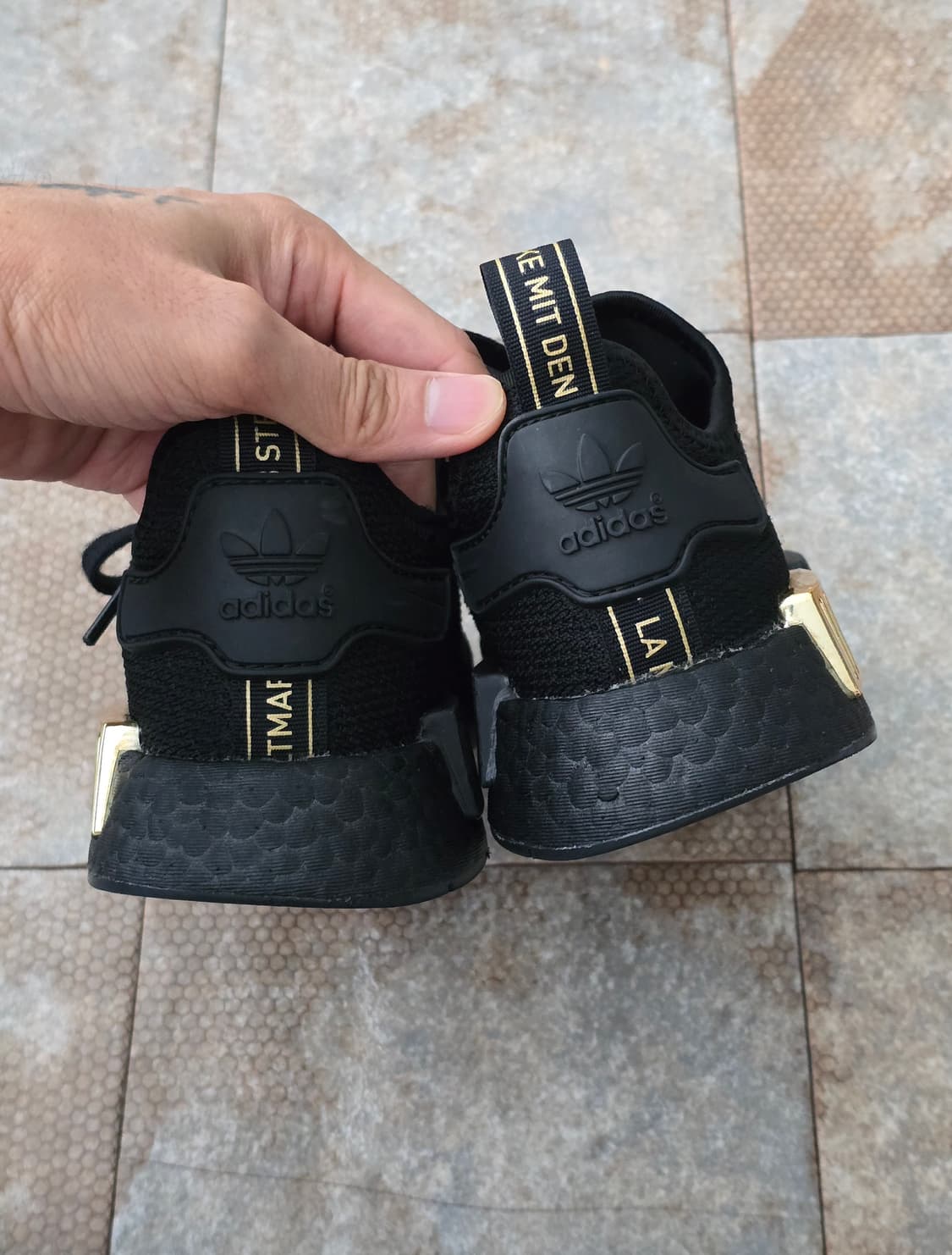 (225)아디다스 nmd r1 블랙 골드 상품이미지7