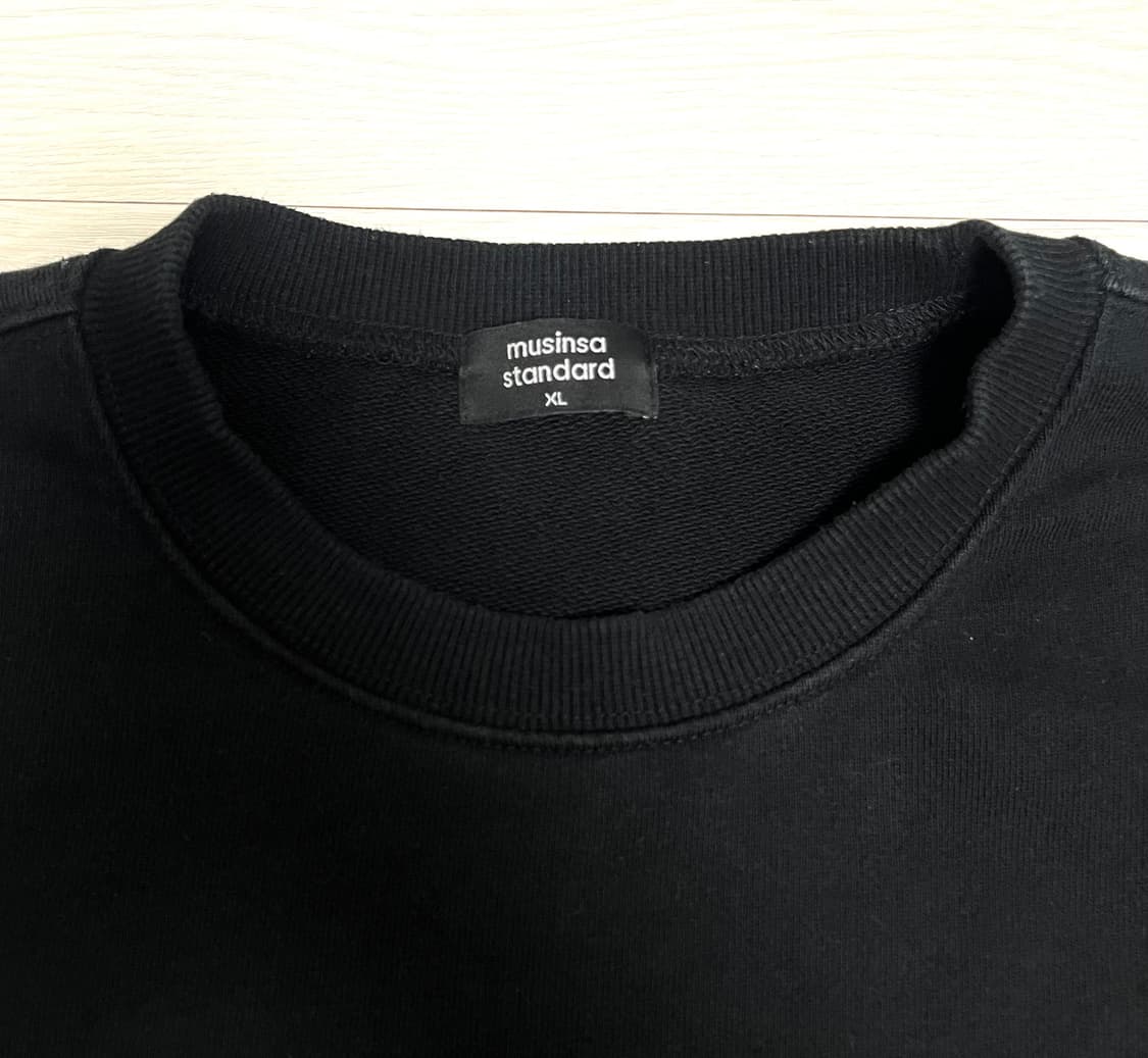 무신사 스탠다드 블랙 맨투맨 XL 상품이미지2