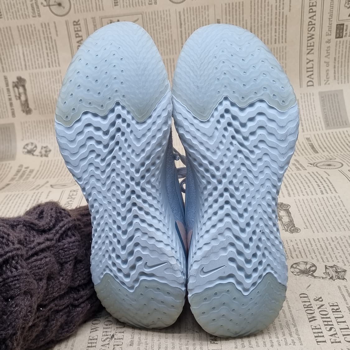 나이키 에픽리액트 플라이니트 235 상품이미지3