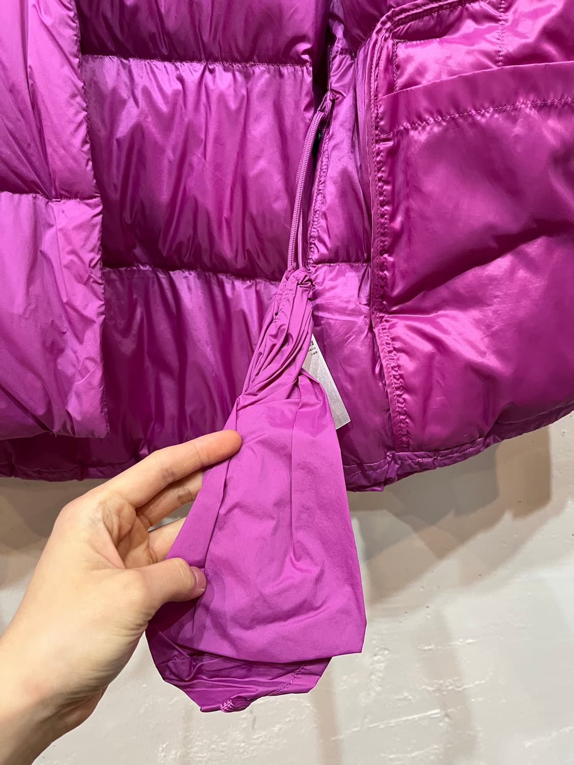 유니클로 울트라 라이트 다운 패딩 우먼즈 L 상품이미지5