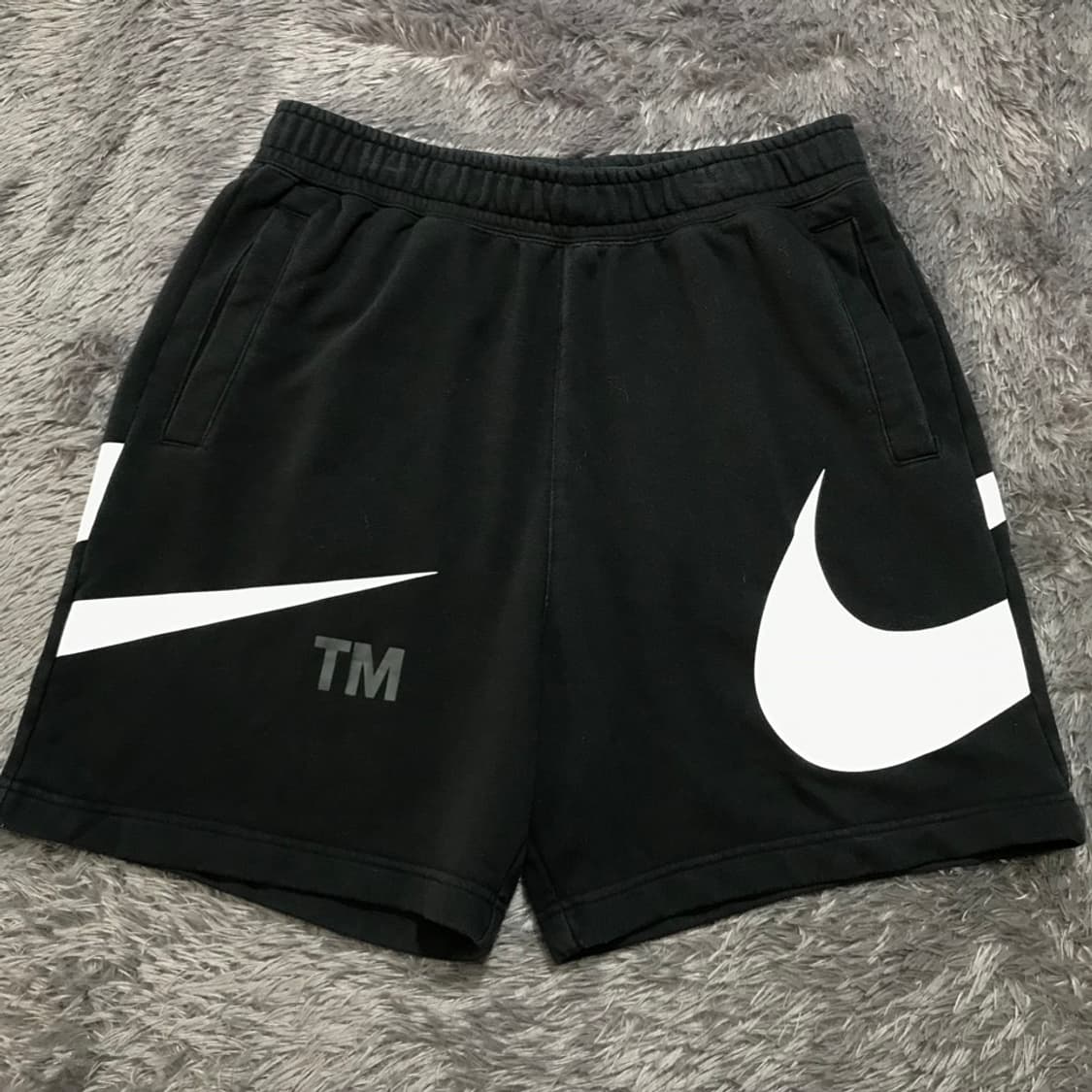 [[XL, A급] 나이키(NIKE) 스우시 프렌치테리 쇼츠p251 상품이미지2