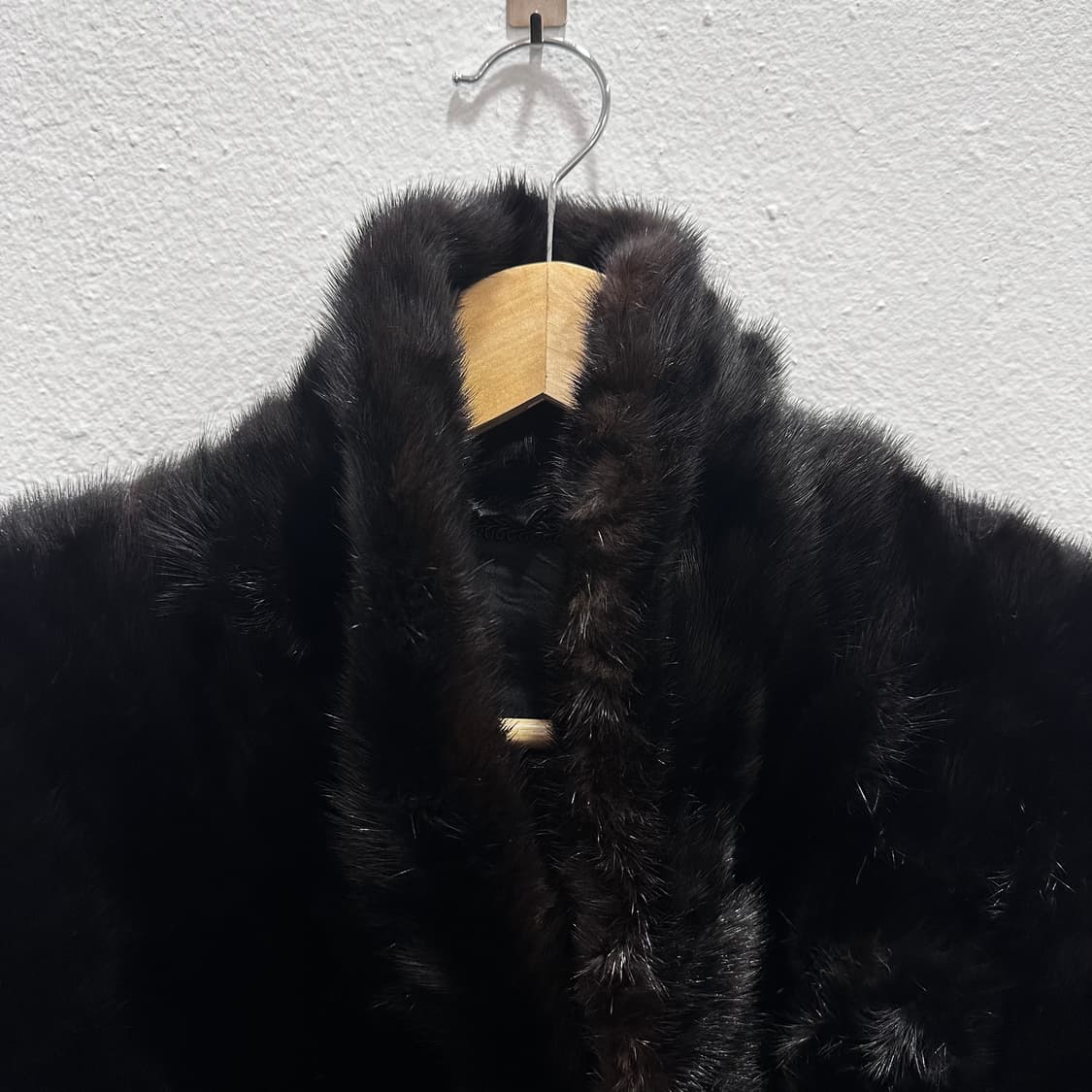 블랙 밍크 크롭 퍼자켓L 상품이미지10