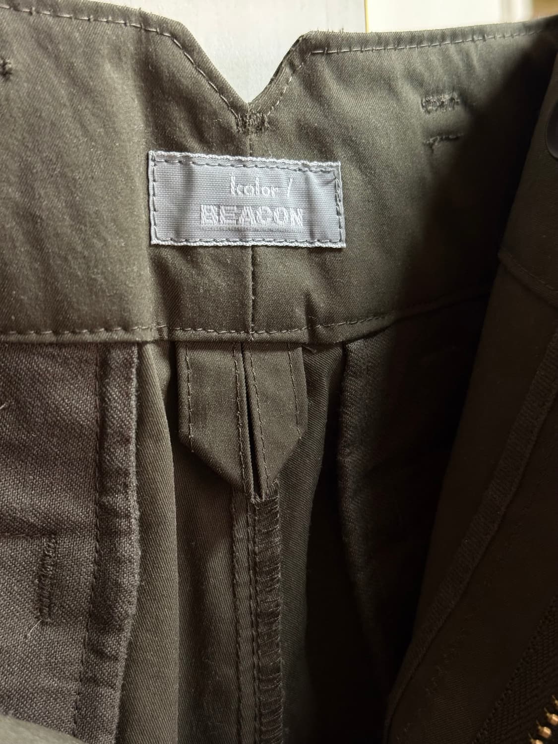 컬러비콘 퍼커링 팬츠 상품이미지3